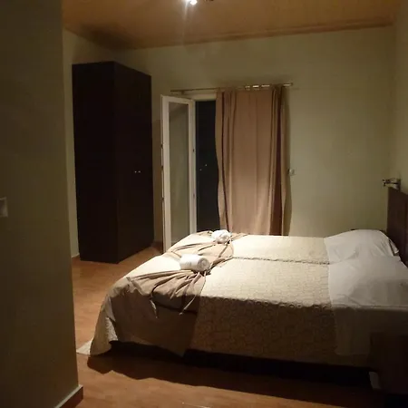 Lefkas Petra Áyios Nikítas