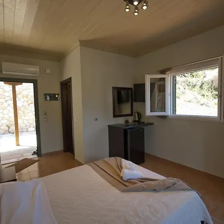 Penzion Lefkas Petra 3*