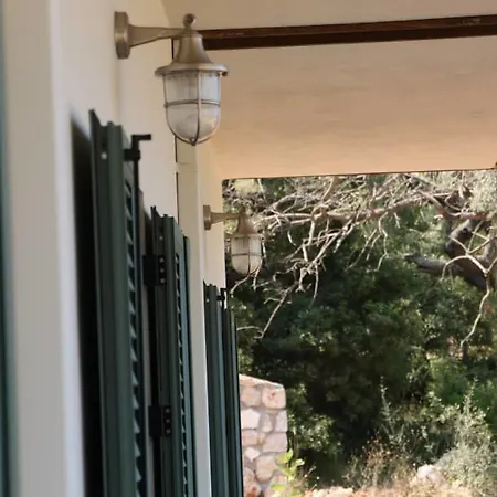 Pensjonat Lefkas Petra Áyios Nikítas