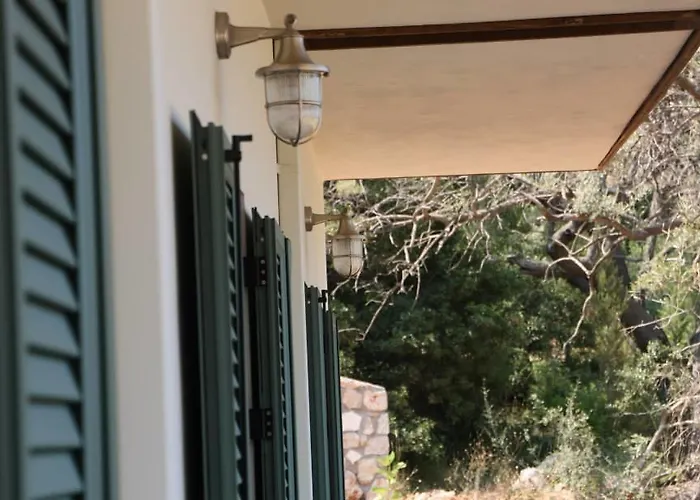 Guest house Lefkas Petra Agios Nikitas