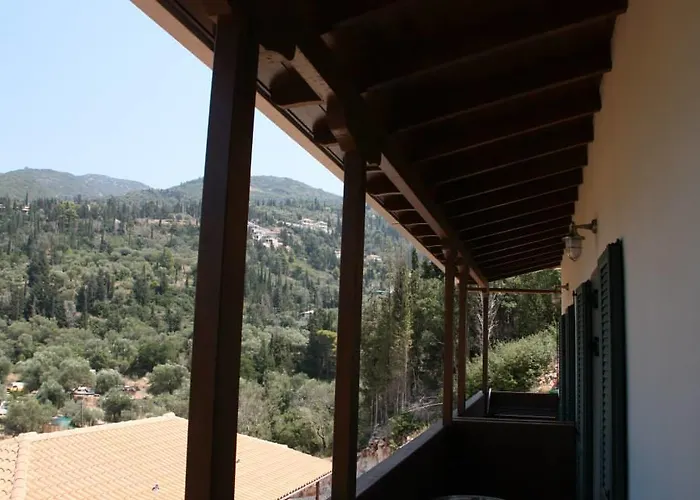 Guest house Lefkas Petra 3*